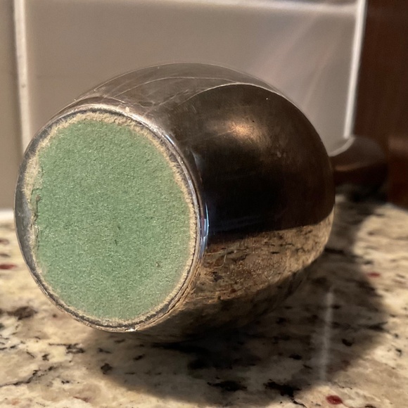 Vintage Weighted Silver-Plated Metal 7” Bud Vase - Made in Hong Kong - Picture 7 of 12